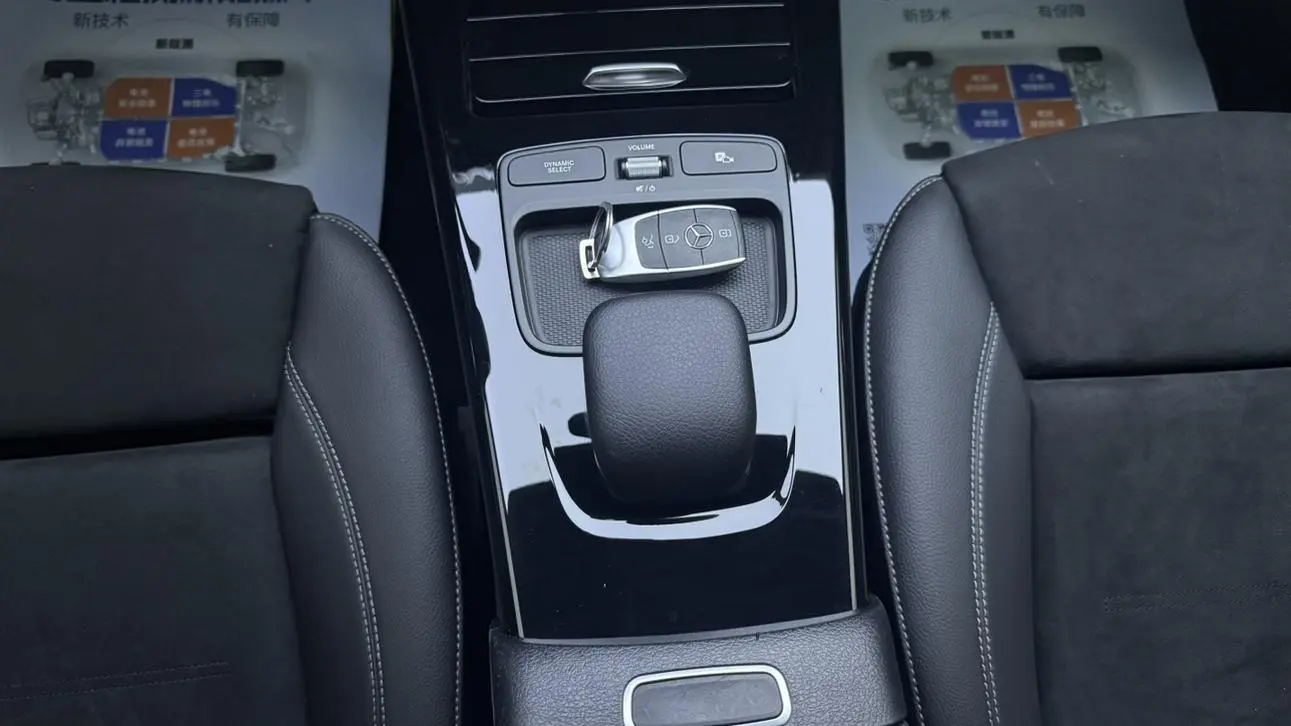 Mercedes-Benz Mercedes-Benz A-class A 180 L sports sedan