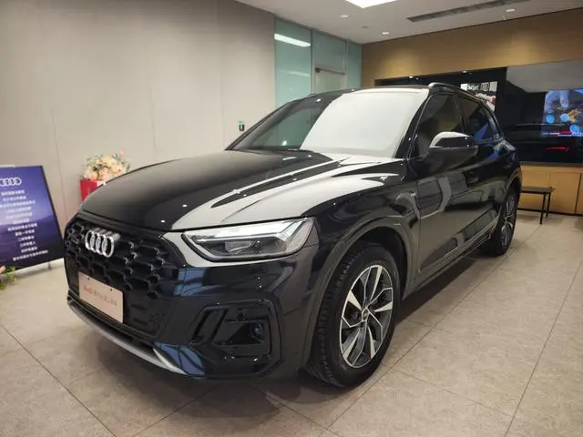 Audi Audi Q5L 40T luxury dynamic type