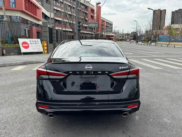 Nissan Teana 2.0L XL-TLS Enjoy Edition