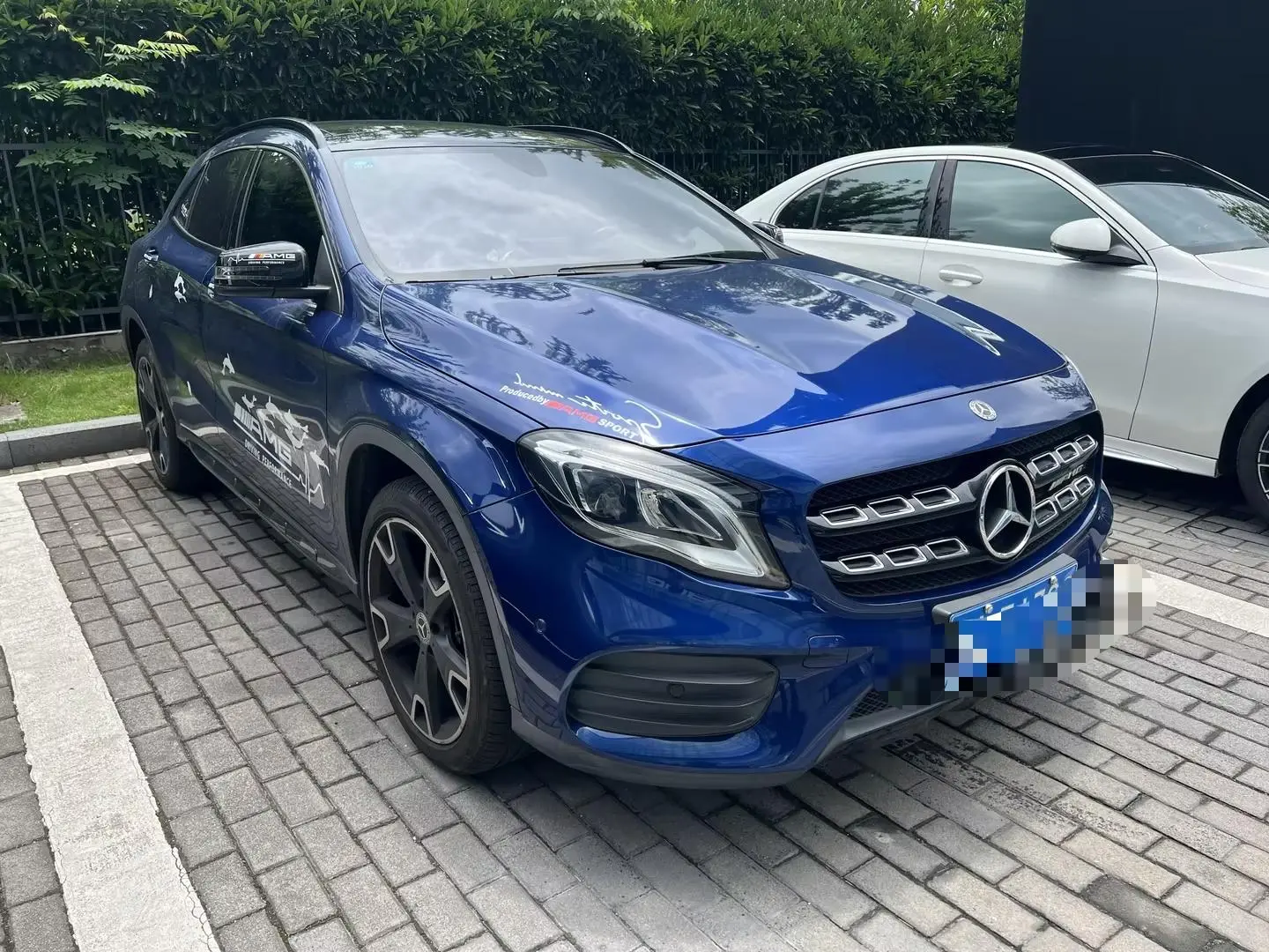 Mercedes-Benz Mercedes-Benz GLA GLA 220 4MATIC sports type