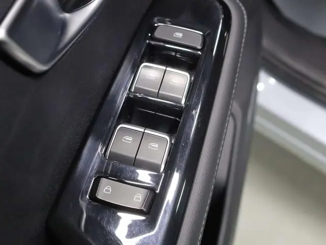 Wuling Wuling Xingchen 2.0L DHT electric speed model