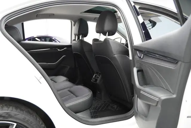 Skoda Octavia PRO ZI280 DSG Premium Edition
