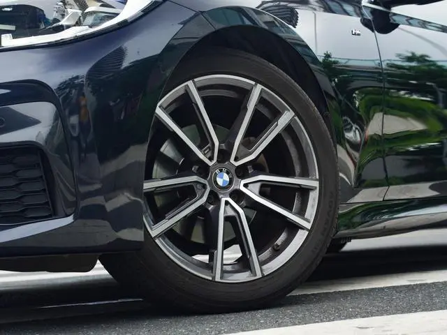 BMW BMW 3 Series 325Li M sports suit