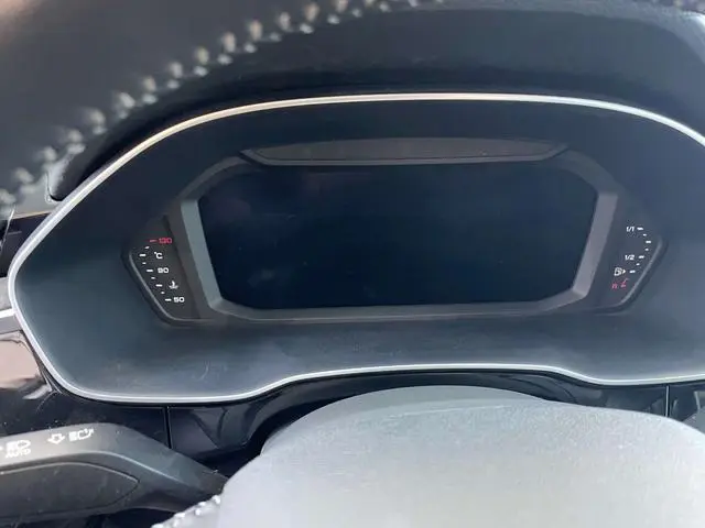 Audi Audi Q3 35 TFSI fashion and elegant