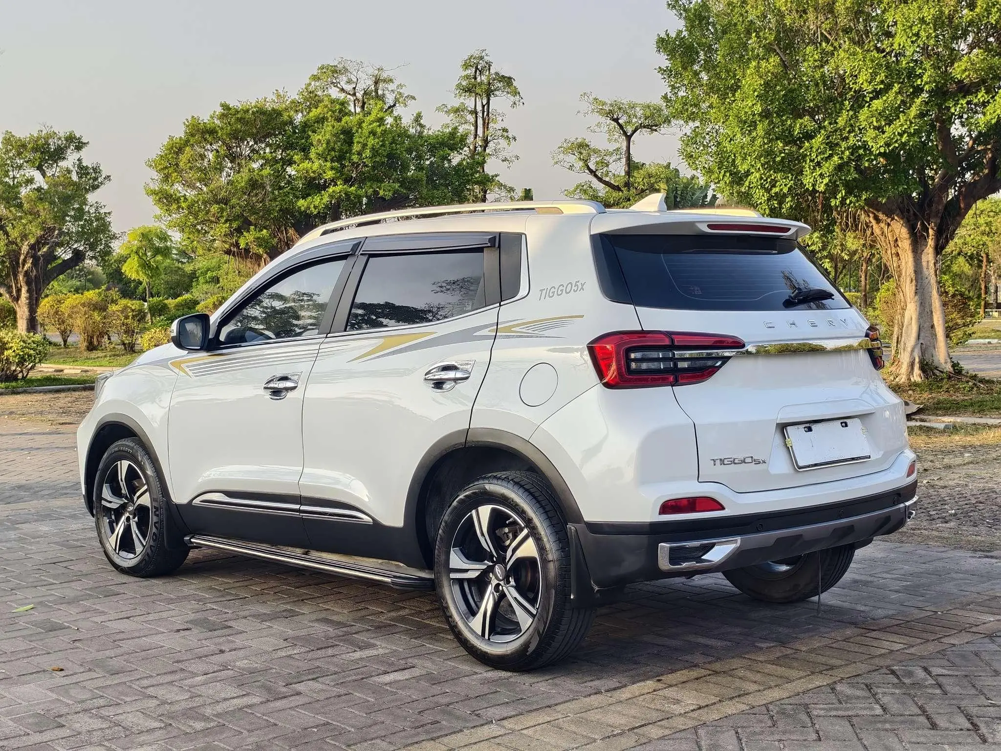 Chery Fulwin Tiggo 5x 1.5L CVT Deluxe Edition