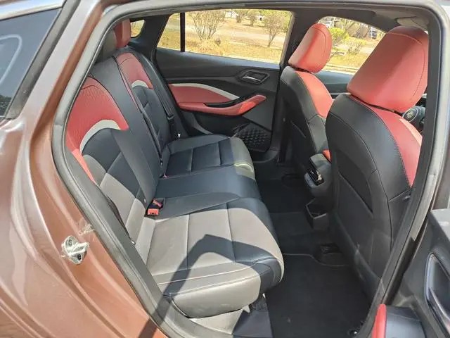 MG MG5 300TGI DCT Chaoyue Premium Edition
