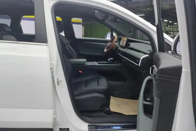 Geely Haoyue L 2.0TD DCT Luxury
