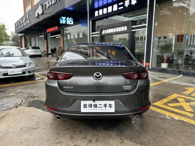 Mazda Mazda 3 Angkesaila 2.0L automatic quality elegant version