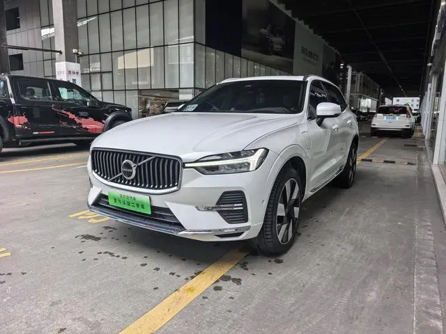 Volvo Volvo XC60 PHEV T8 four-wheel drive long battery life Zhiya Deluxe Edition