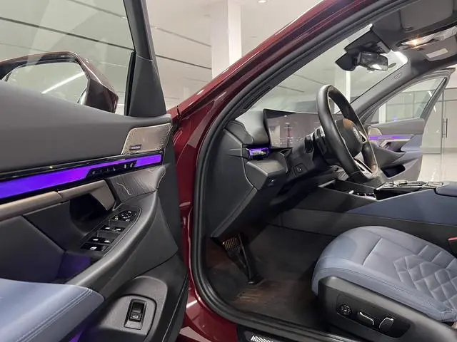 BMW BMW i5 eDrive35L Exclusive M Sports Suit