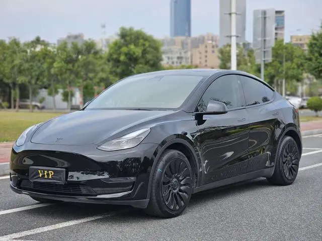 Tesla Model Y Standard battery life, rear-wheel drive version