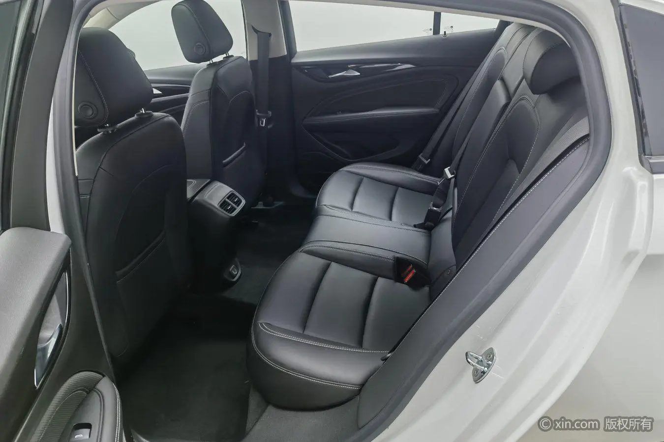 Buick Regal 25T Premium Edition