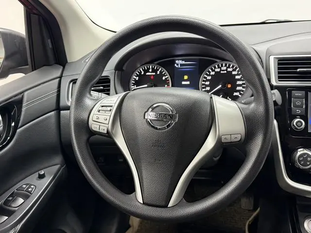 Nissan TIIDA 1.6L CVT Smart Travel Edition