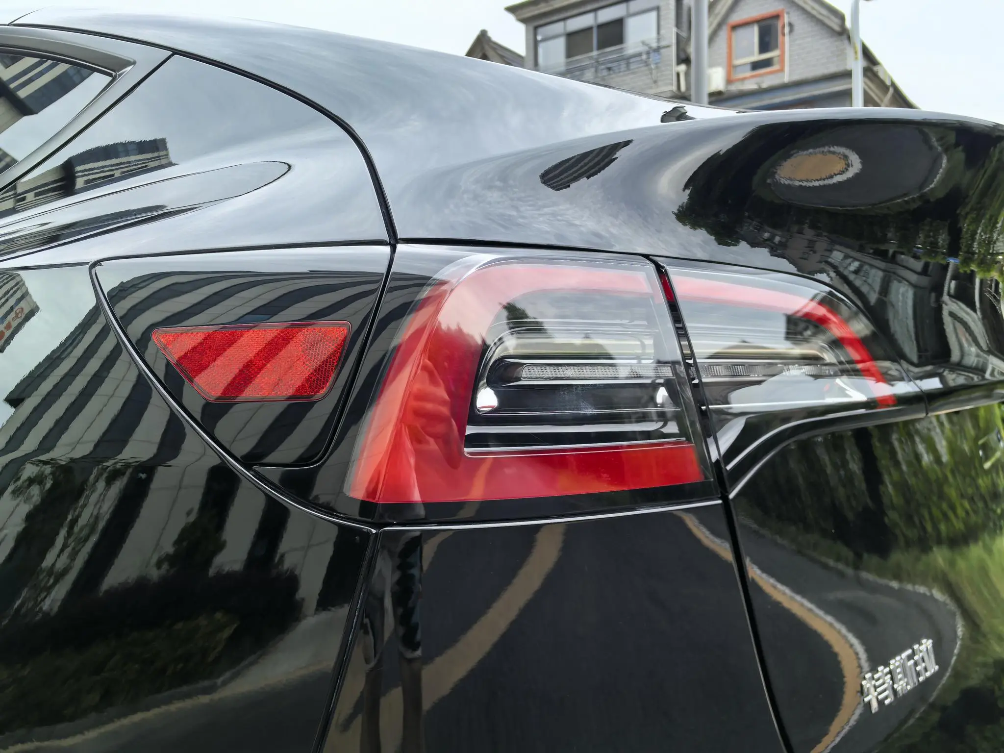 Tesla Model Y Facelifted rear-wheel drive version