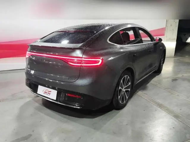 LUXEED Wisdom World R7 Pure electric 100kWh Max rear drive version