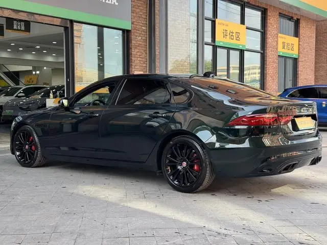 Jaguar Jaguar XFL 2.0T P250 two-wheel drive Exclusive Deluxe Edition