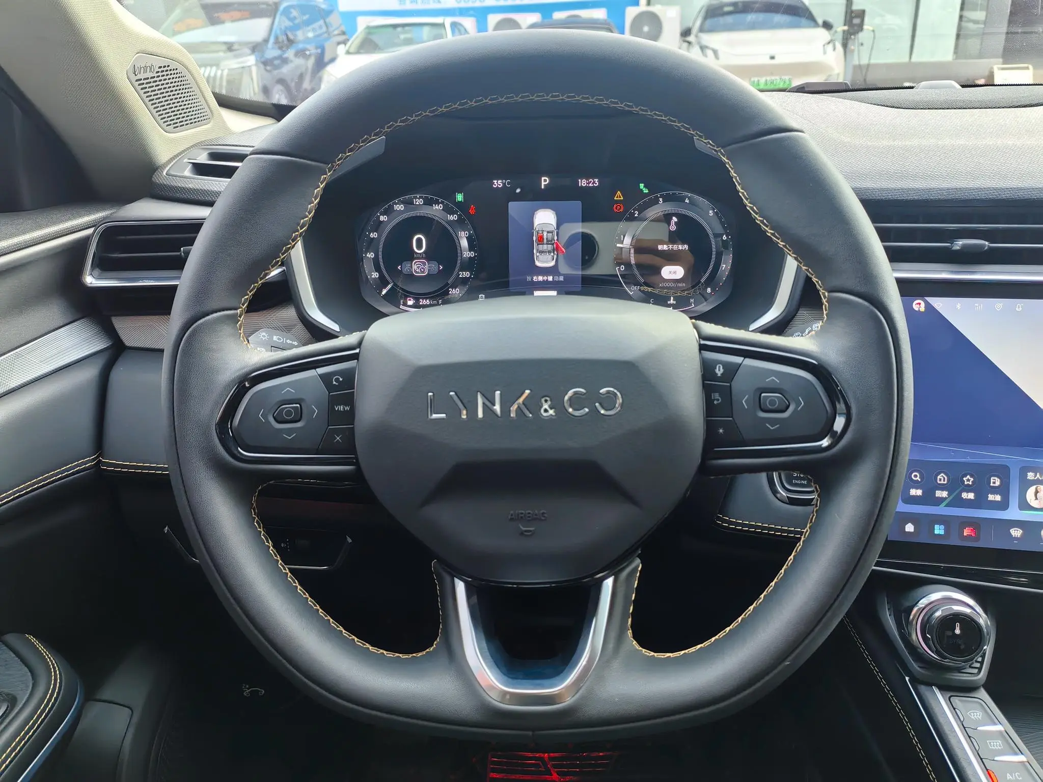 LYNK & CO Lynk 01 2.0TD two-wheel drive global Pro
