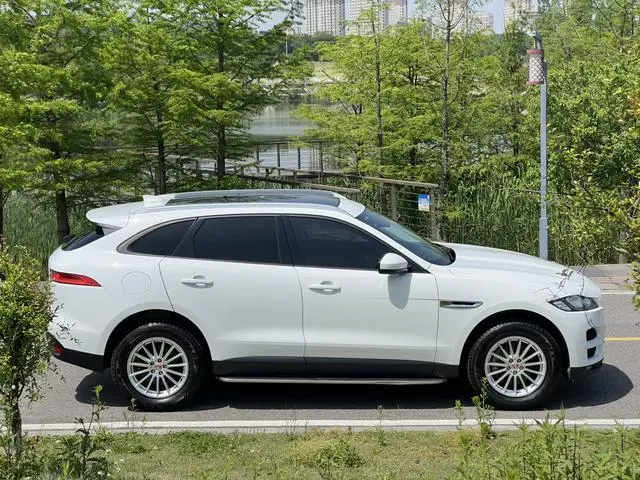 Jaguar Jaguar F-PACE 2.0T four-wheel drive Urban Exclusive Edition