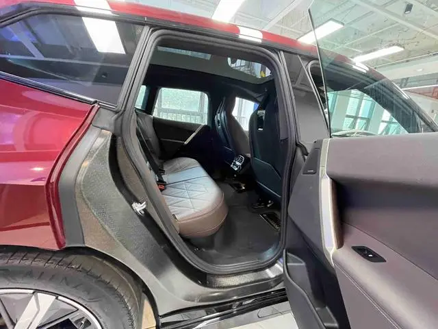 BMW BMW iX xDrive40