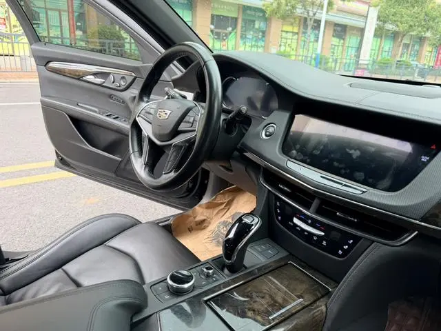 Cadillac Cadillac CT6 28T luxury