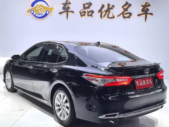 TOYOTA Camry 2.0G Deluxe Edition
