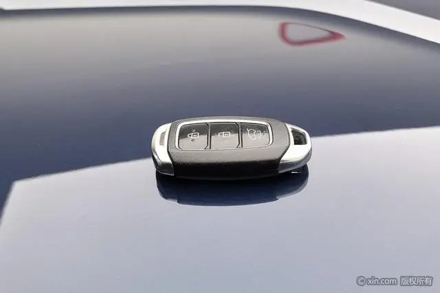 Hyundai Shengda 380 TGDi TOP automatic four-wheel drive flagship (HTRAC) Country VI