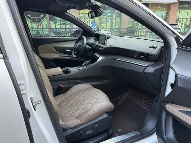 Peugeot Peugeot 5008 380THP 7-seater luxury GT version