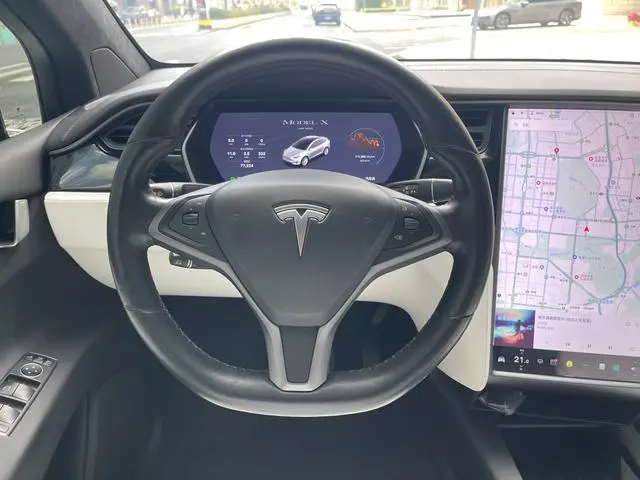 Tesla Model X Long battery life version