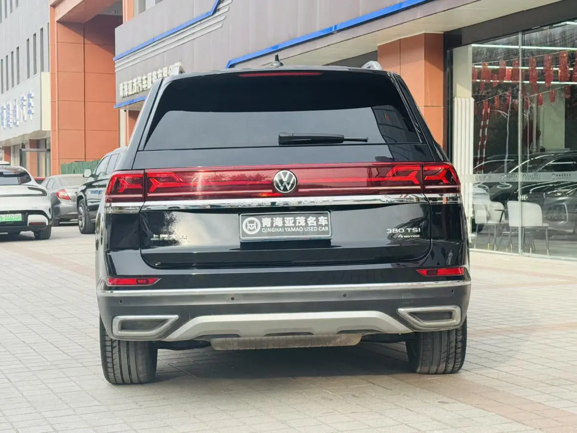 Volkswagen Tourang 380TSI four-wheel drive Premium Deluxe Edition