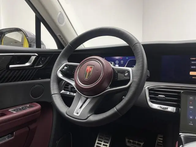 Hongqi Hongqi E-HS9 Facelifted 660km Qichang version six-seater