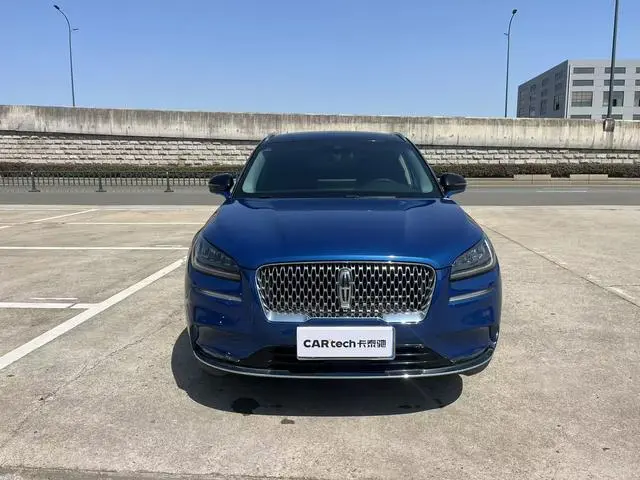 Lincoln Adventurer 2.0T two-wheel drive Zunya edition