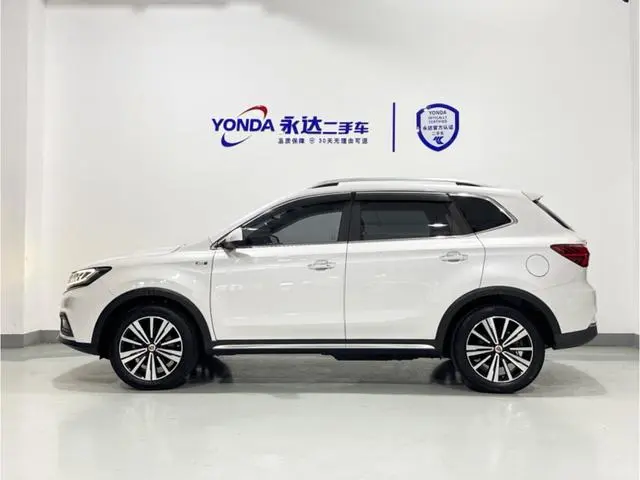 Roewe Roewe eRX5 50T Hybrid Interconnection Premium Ultimate Edition