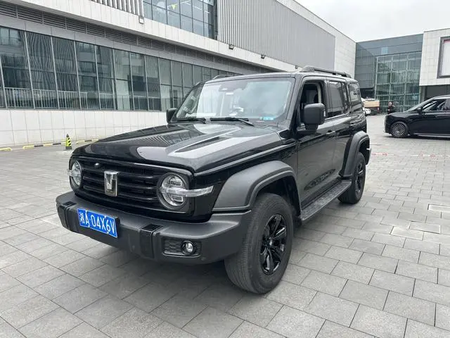 Tank Tank 300 2.0T Conqueror