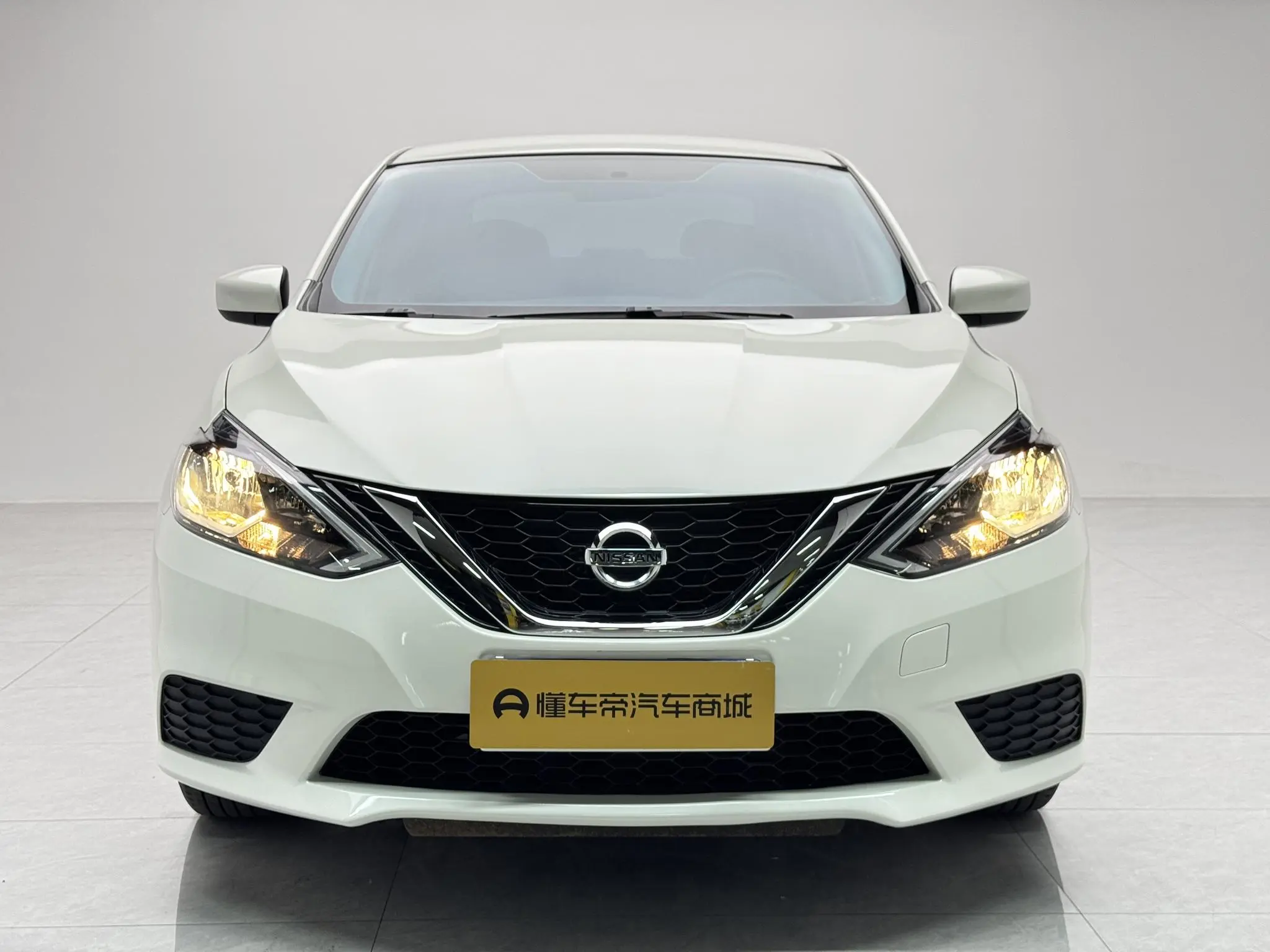 Nissan Xuan Yi Classic 1.6 XE CVT Comfort Edition