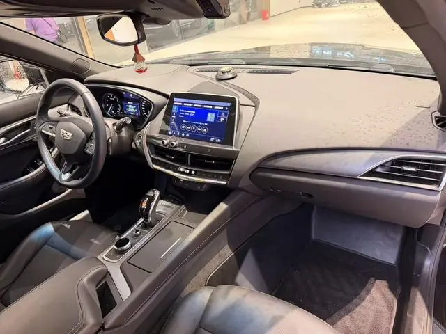 Cadillac Cadillac CT5 28T luxury
