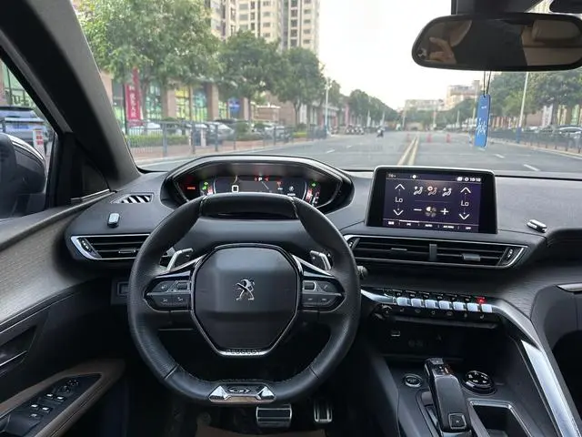 Peugeot Peugeot 5008 380THP 7-seater luxury GT version