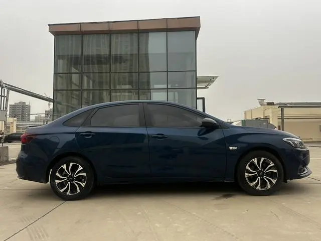 Chevrolet Cruze RS 330T Automatic Fun Version