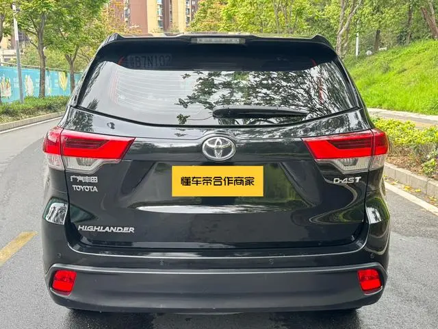 TOYOTA Highlander 2.0T two-wheel drive Elite edition 7-seater Country VI