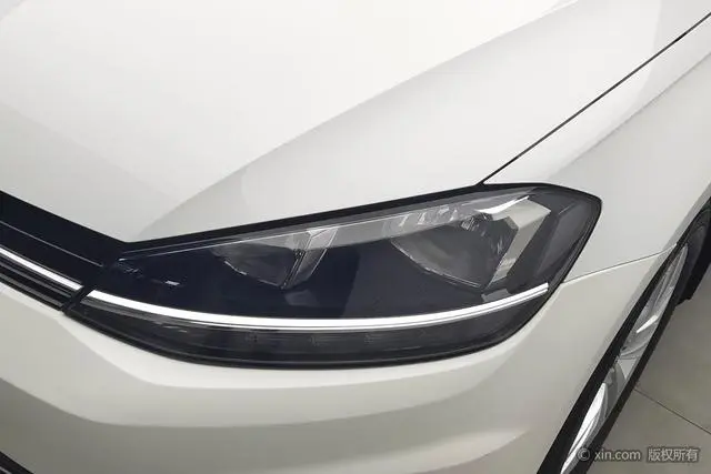 Volkswagen golf 1.6L automatic comfort type country V