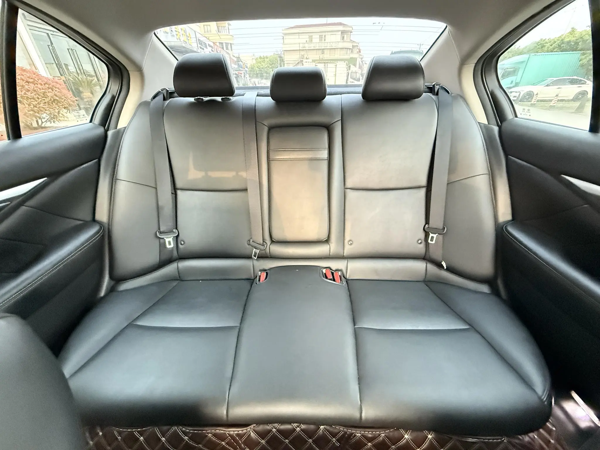 Infiniti Infiniti Q50L 2.0T Comfort Edition