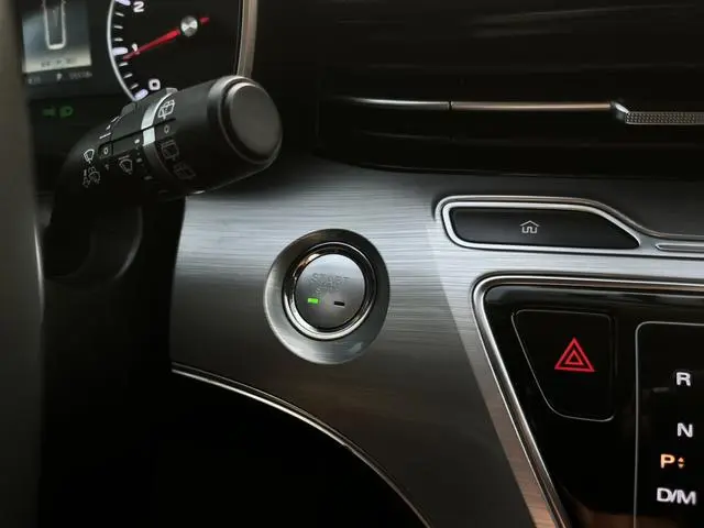 Roewe Roewe iMAX8 400TGI Travel Exclusive Edition for Major customers