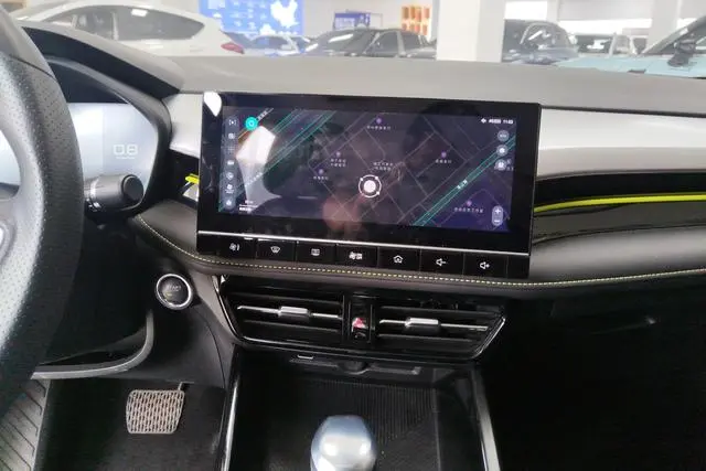 Roewe Roewe i5 1.5L CVT Diamond Edition