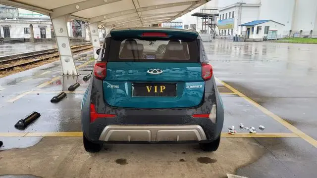 Chery Fulwin Little ant Sweet powder semi-sugar version lithium iron phosphate 30.7 kWh 30kW 301km