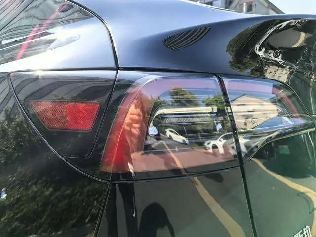 Tesla Model Y Rear-wheel drive version
