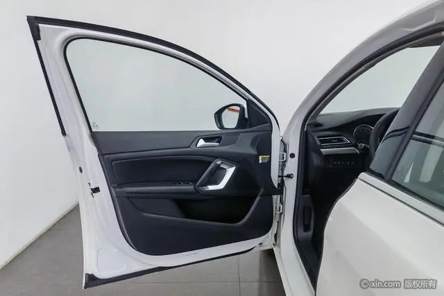 Peugeot Peugeot 408 350THP Automatic Deluxe Edition