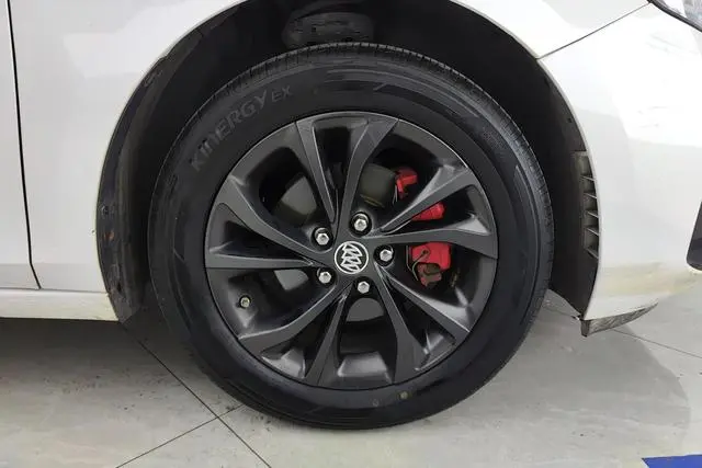 Buick Weilang Pro GS Hunting Wind Edition