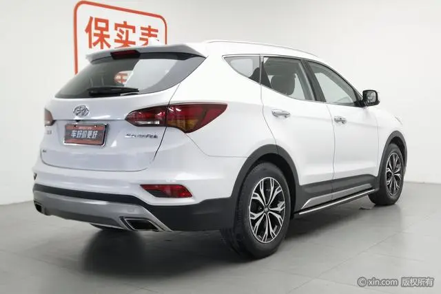 Hyundai Shengda 2.0T automatic two-wheel drive intelligent 7-seater