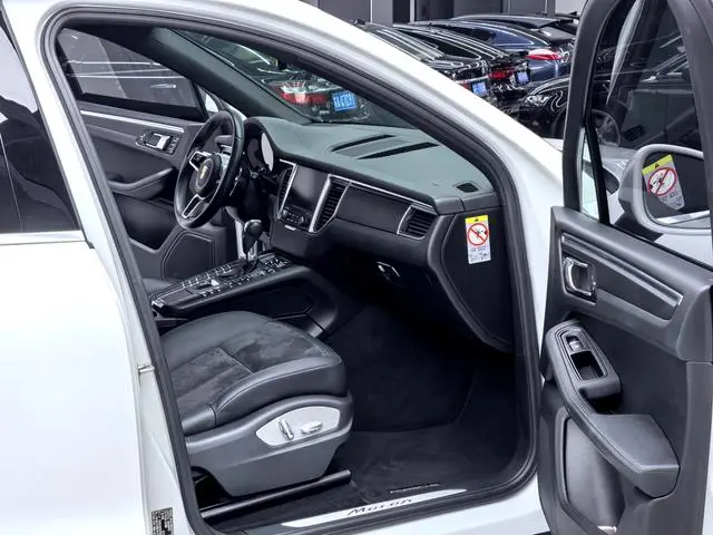 Porsche Macan Macan 2.0T
