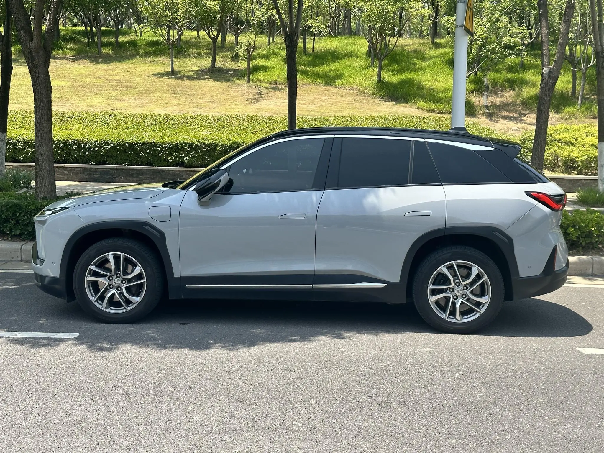 NIO NIO ES6 420KM sports version