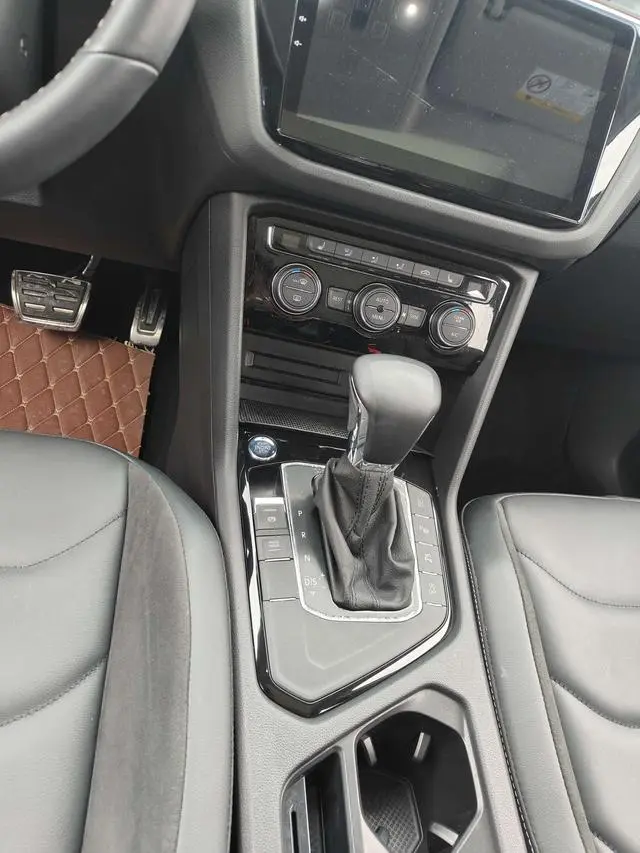 Volkswagen Tiguan L 330TSI automatic two-wheel drive R-Line Premium edition